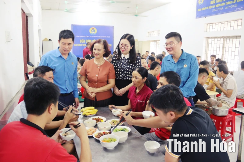 Thiết thực chăm lo đời sống người lao động