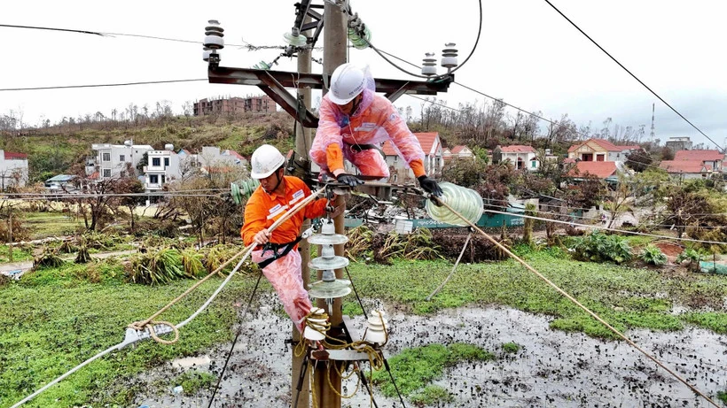 Dự trữ hàng hóa, đảm bảo an toàn hệ thống điện để ứng phó với bão RASAGA