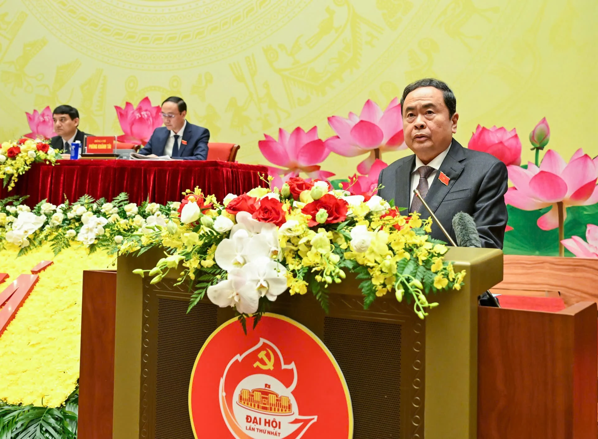 Tiếp tục đổi mới tư duy, nâng cao tính Nhân dân, tính Đảng trong hoạt động của Quốc hội