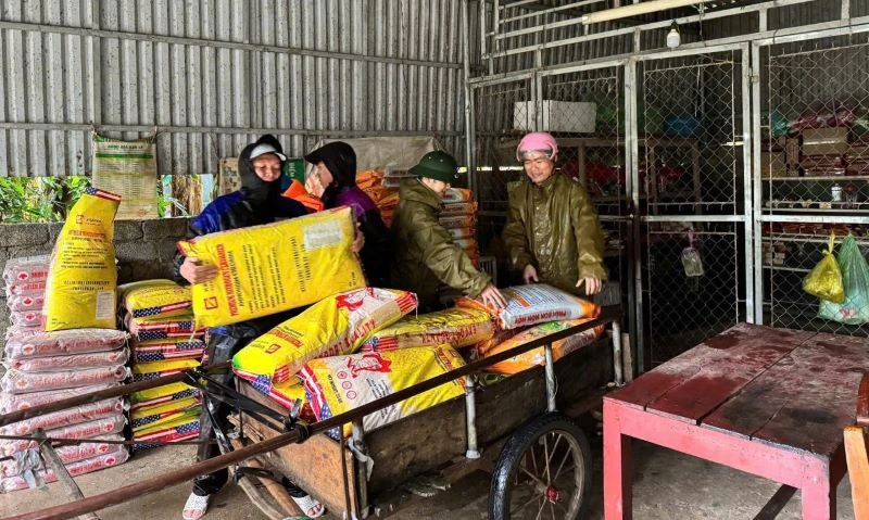 Công an các xã miền núi Thanh Hóa chủ động ứng phó mưa bão, đảm bảo an toàn cho người dân