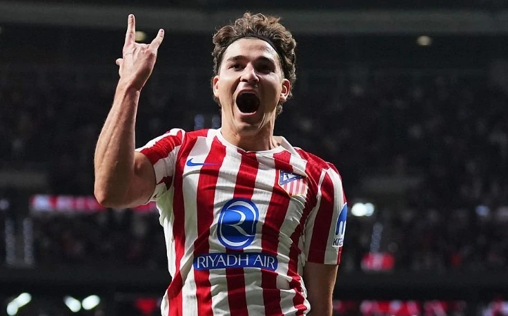 CAHN thắng nghẹt thở; Liverpool, Arsenal gặp khó ở Carabao Cup