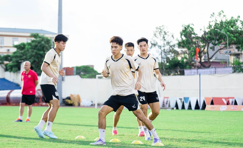 Tích cực tìm kiếm, mời gọi nhà tài trợ cho đội Bóng đá Thanh Hoá