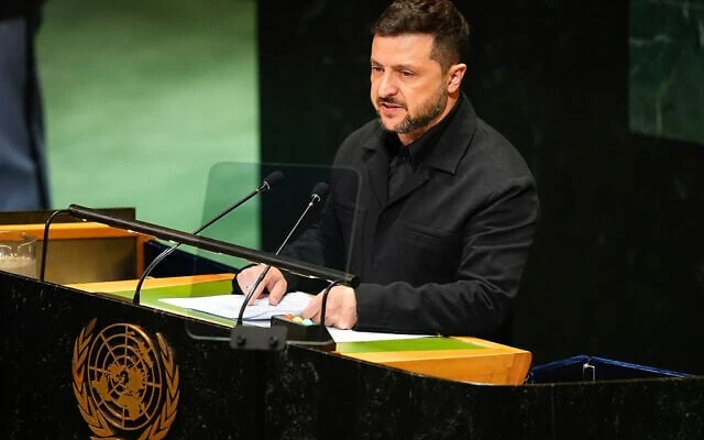 Tổng thống Ukraine: Vũ khí sẽ quyết định ai sống sót