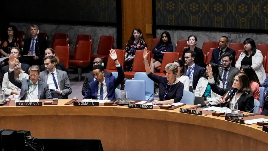 Liên hợp quốc chính thức tái áp đặt trừng phạt Iran