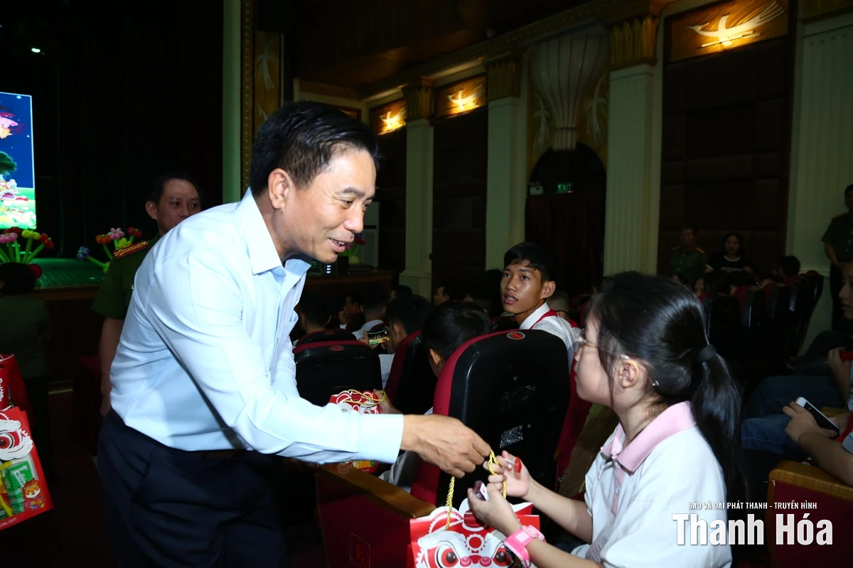 Công an Thanh Hóa tổ chức chương trình “Đêm hội trăng rằm” năm 2025