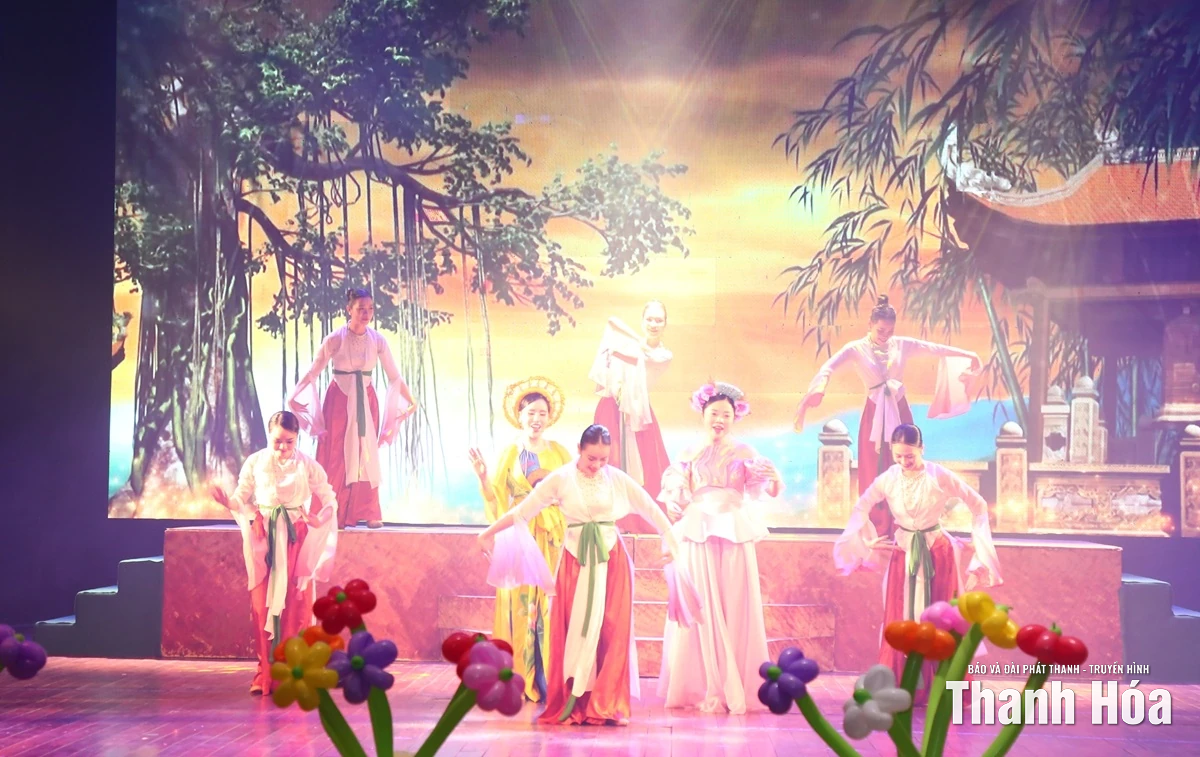 Công an Thanh Hóa tổ chức chương trình “Đêm hội trăng rằm” năm 2025