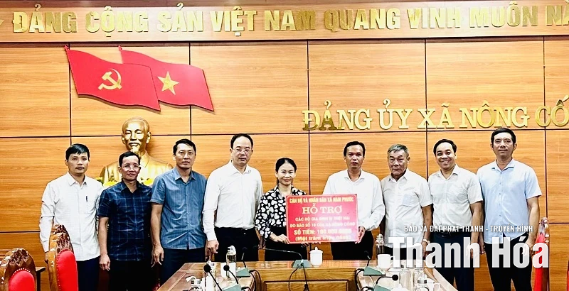 Xã kết nghĩa Nam Phước (Đà Nẵng) hỗ trợ xã Nông Cống khắc phục hậu quả mưa bão