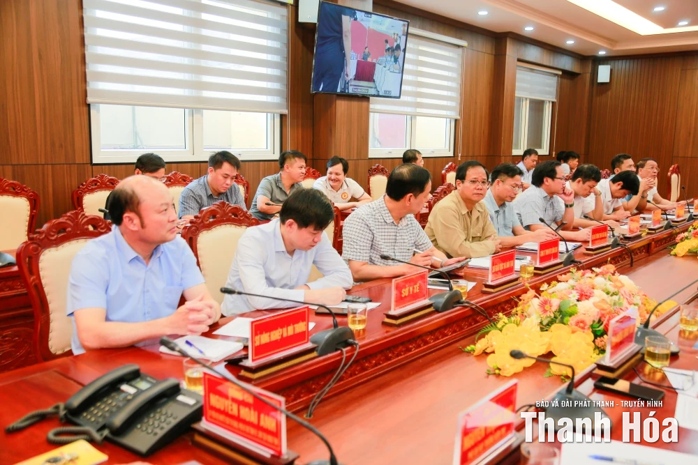 Khẩn trương khắc phục hậu quả bão số 10, ứng phó với lũ lụt, sạt lở do mưa lớn sau bão