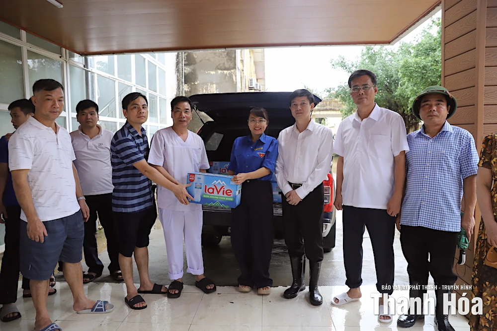 “Hộp cơm nhân ái” lan toả yêu thương tại Bệnh viện Đa khoa Nông Cống