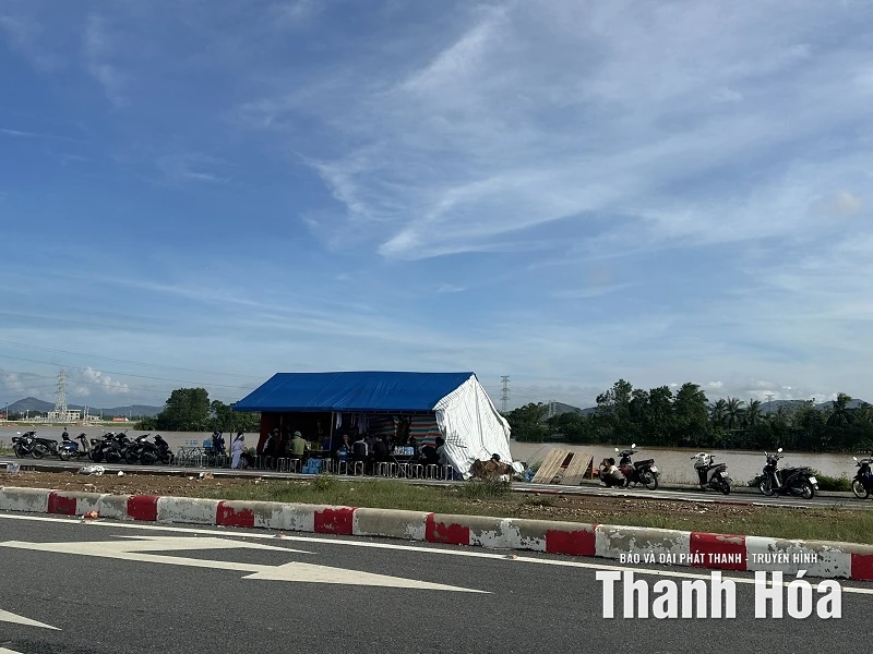 Làng Trù - nước chưa rút, nỗi đau chưa nguôi!