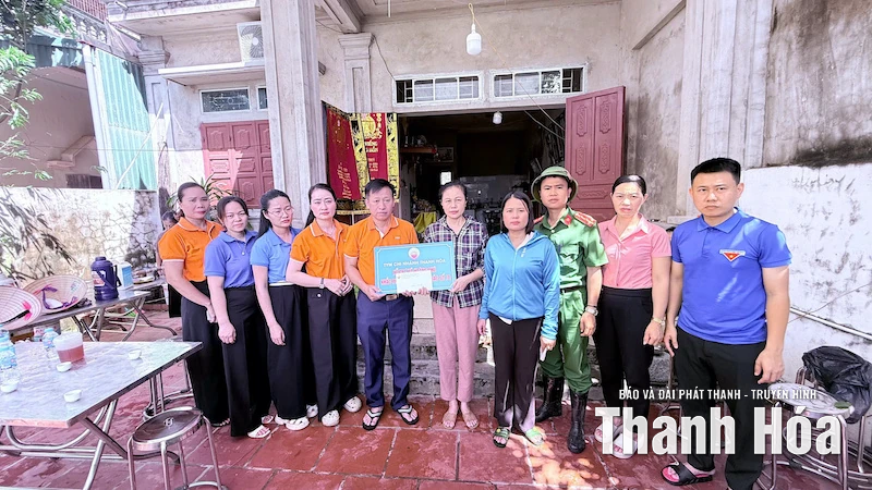 Thăm hỏi, chia buồn với gia đình khách hàng TYM bị thiệt hại do bão số 10