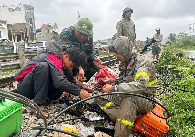 Viettel Thanh Hóa huy động toàn lực ứng cứu, giữ vững thông tin sau bão Bualoi