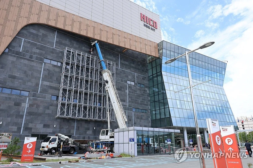 Hàn Quốc nỗ lực giải quyết khủng hoảng chỗ lưu trú trước thềm APEC