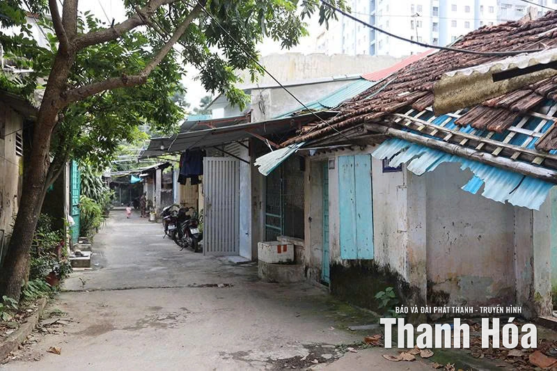 Sống “tạm” vì dự án treo