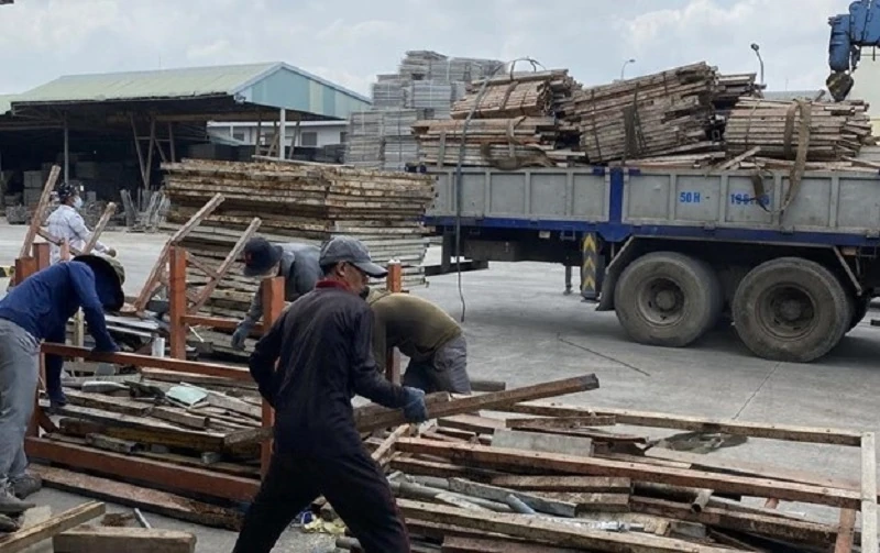 Thu mua phế liệu giá cao TP.HCM và toàn quốc - Cường Long Thịnh