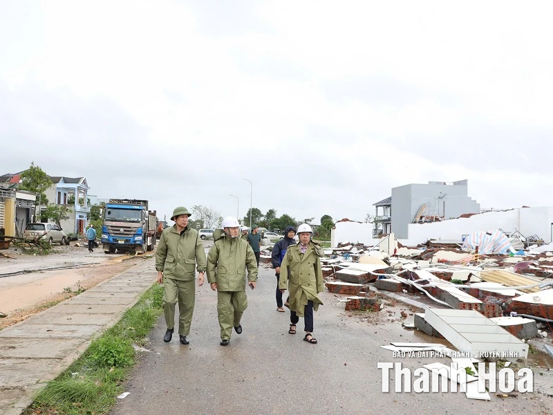 Huy động nhân lực, thiết bị, bảo đảm nguồn điện ổn định cho người dân sau thiên tai