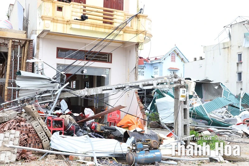 Huy động nhân lực, thiết bị, bảo đảm nguồn điện ổn định cho người dân sau thiên tai