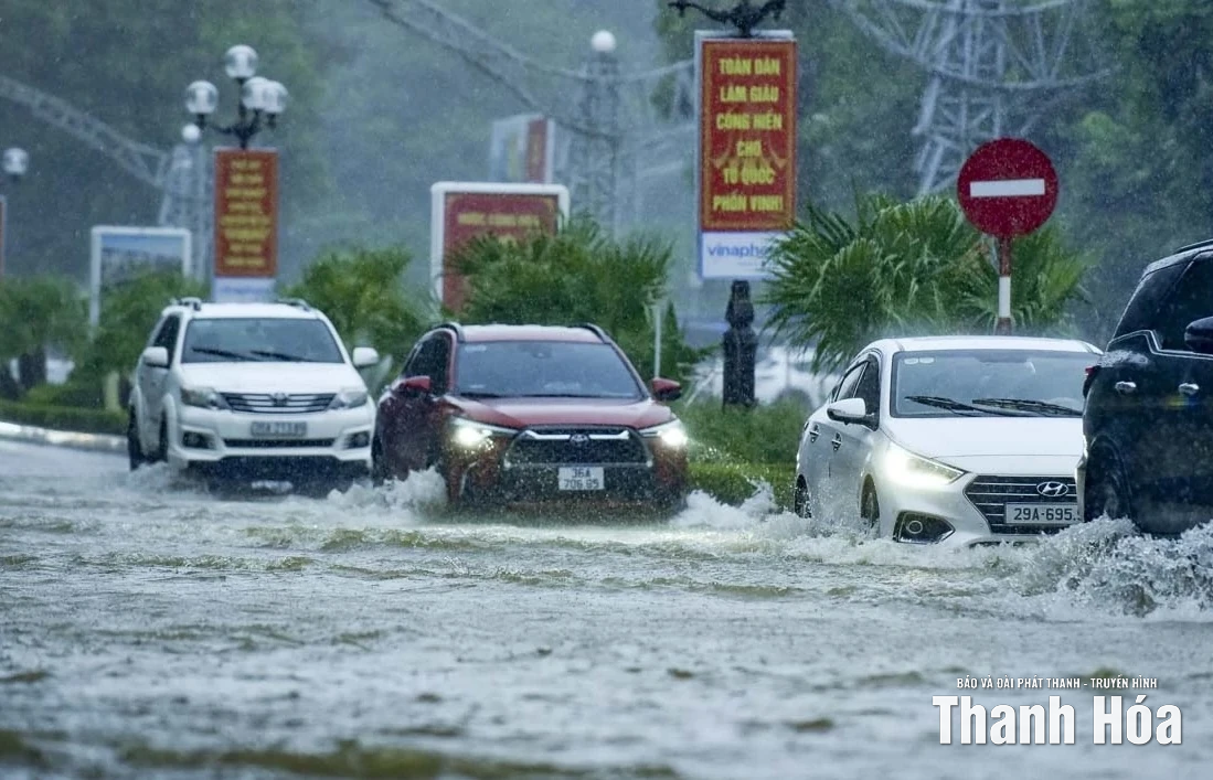 Cảnh báo lũ trên sông Mã, nguy cơ sạt lở tại nhiều địa phương