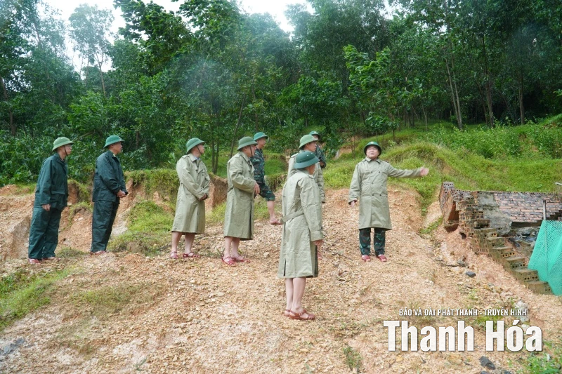Chỉ huy trưởng Bộ Chỉ huy Quân sự tỉnh kiểm tra công tác ứng phó với bão số 10