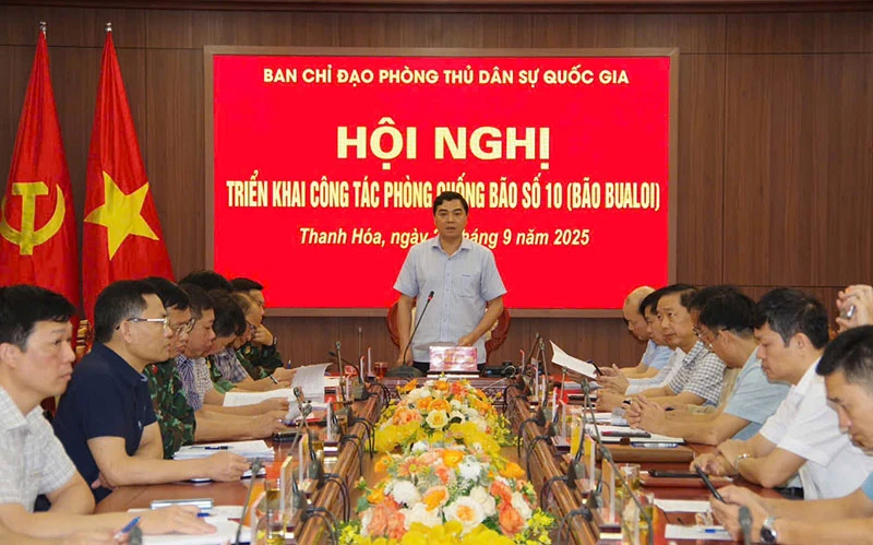 Khẩn trương khắc phục hậu quả bão số 10, ứng phó với lũ lụt, sạt lở do mưa lớn sau bão