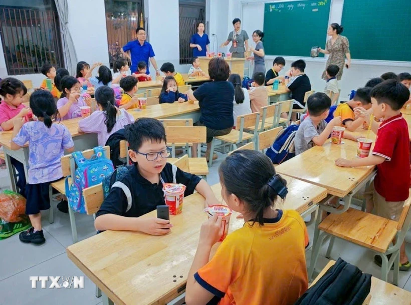 Hôm nay, học sinh toàn thành phố Hà Nội nghỉ học trực tiếp