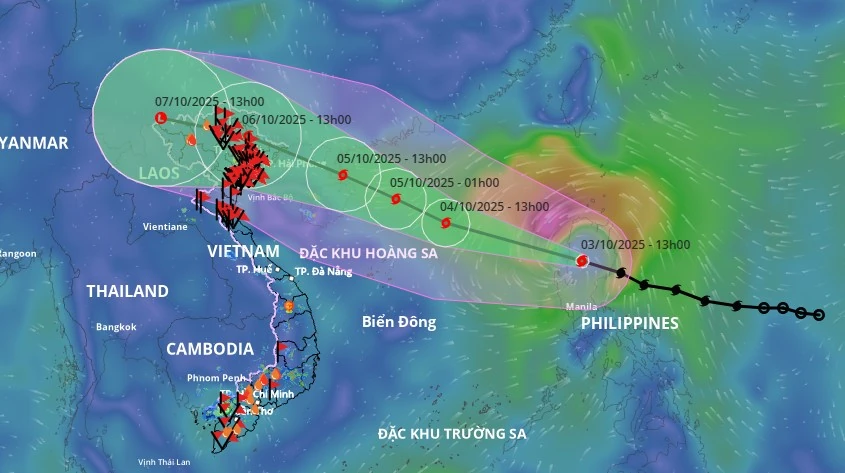 Dự báo 2 kịch bản di chuyển của bão số 11 (bão Matmo)