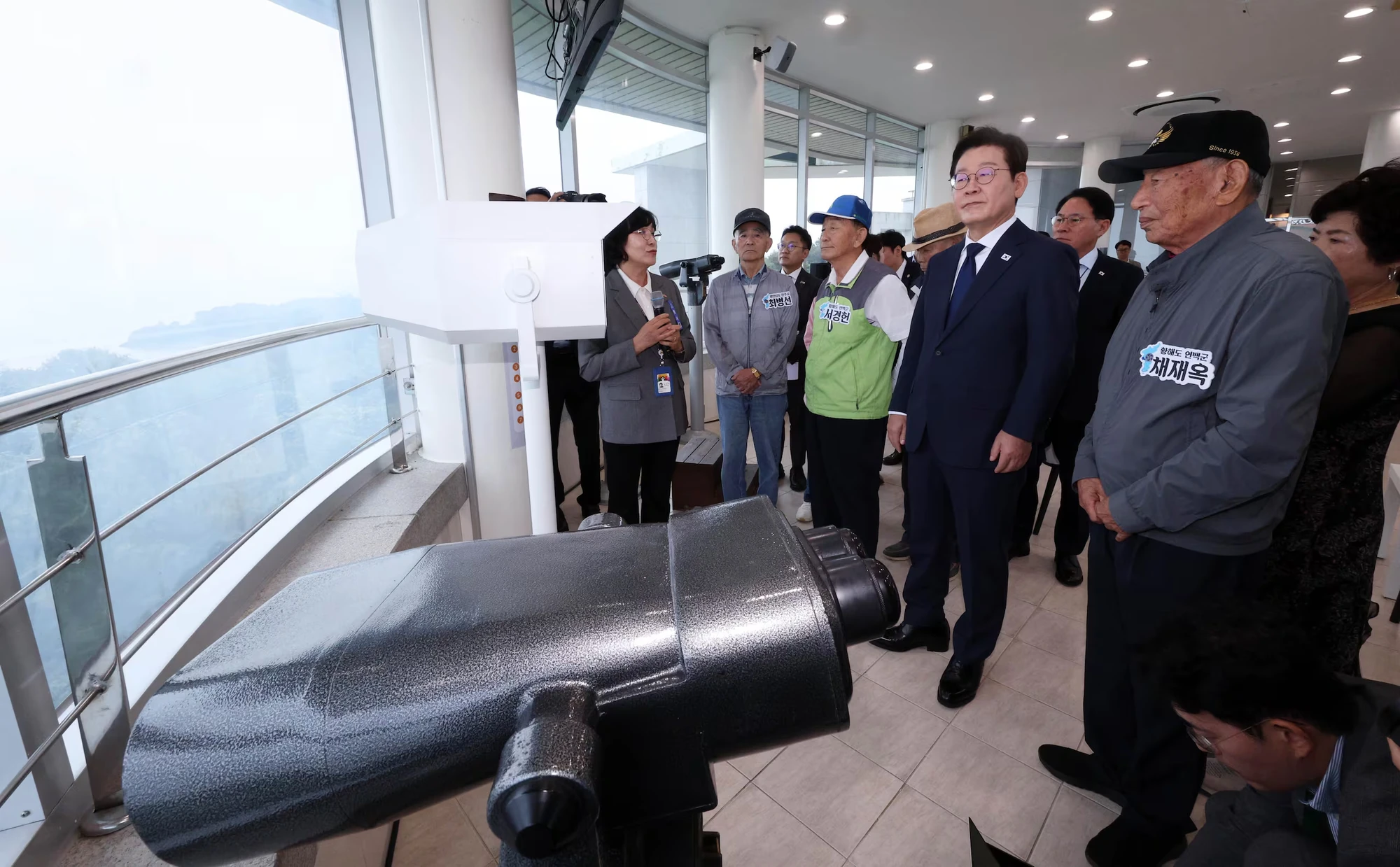 Tổng thống Hàn Quốc: Sẽ nỗ lực hết sức cải thiện quan hệ liên Triều, thúc đẩy cuộc gặp gỡ các gia đình ly tán