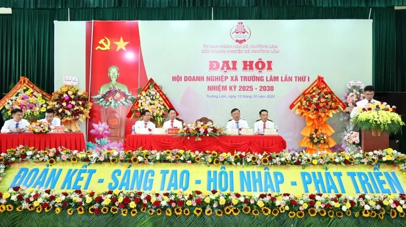 Xây dựng các doanh nghiệp xã Trường Lâm vững mạnh