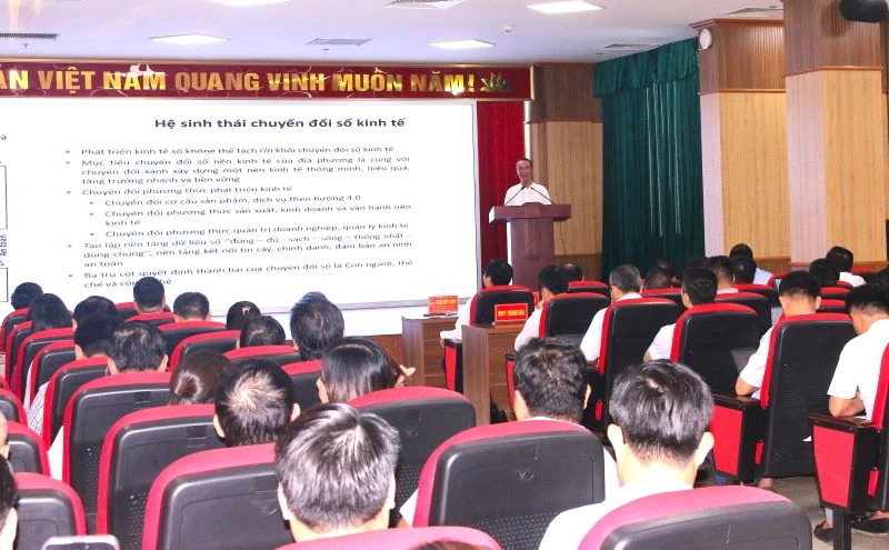 Thúc đẩy chuyển đổi số và phát triển doanh nghiệp ICT