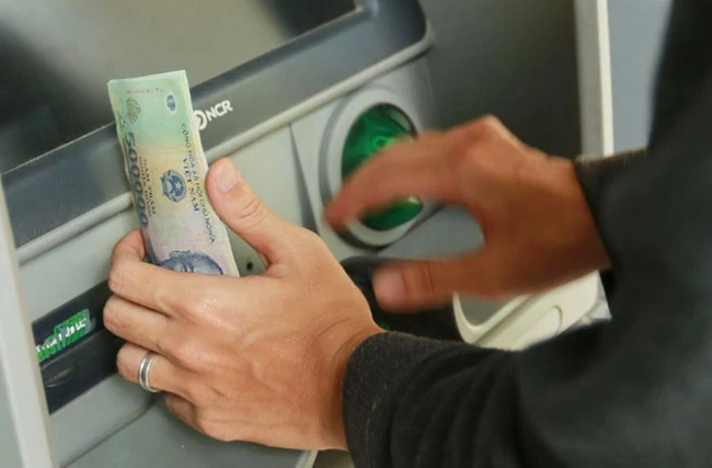 3 quy định mới về thẻ ngân hàng chủ thẻ cần nắm rõ