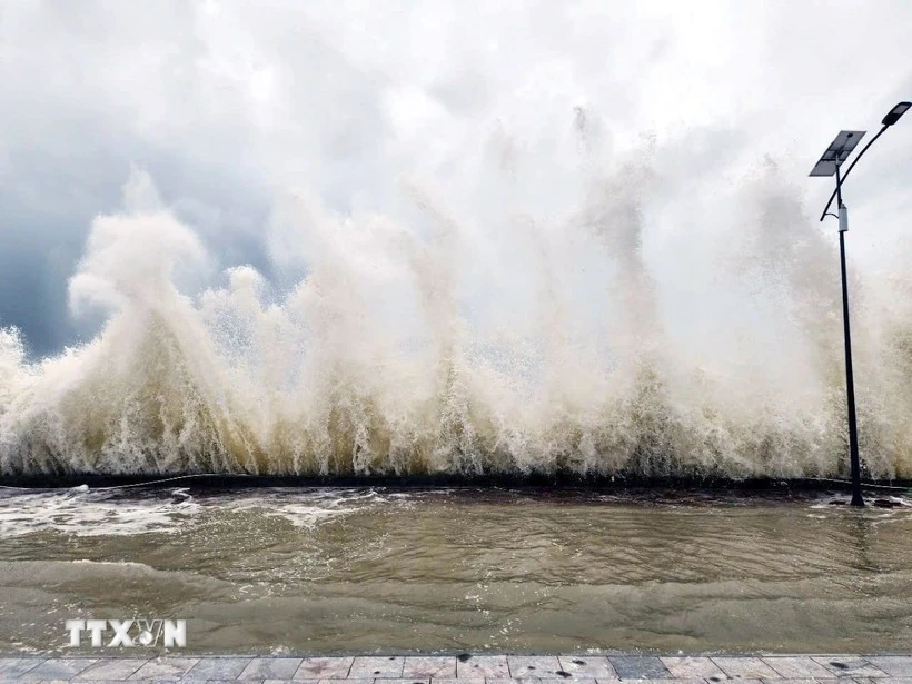 Thiên tai cuối năm 2025 phức tạp: Còn khoảng 2-3 cơn bão trên Biển Đông