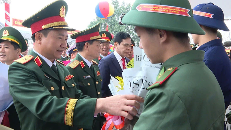 Kỷ niệm 80 năm thành lập Quân khu 4 (15/10/1945 - 15/10/2025): Giương cao ngọn cờ cách mạng của Đảng, lãnh đạo hoàn thành xuất sắc mọi nhiệm vụ