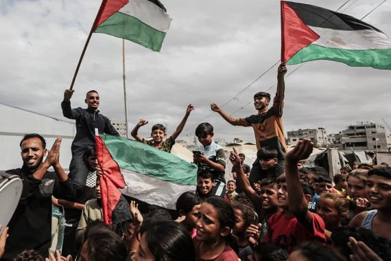 Israel và Hamas ký thỏa thuận ngừng bắn: Chiến tranh liệu có thực sự chấm dứt ở Gaza?