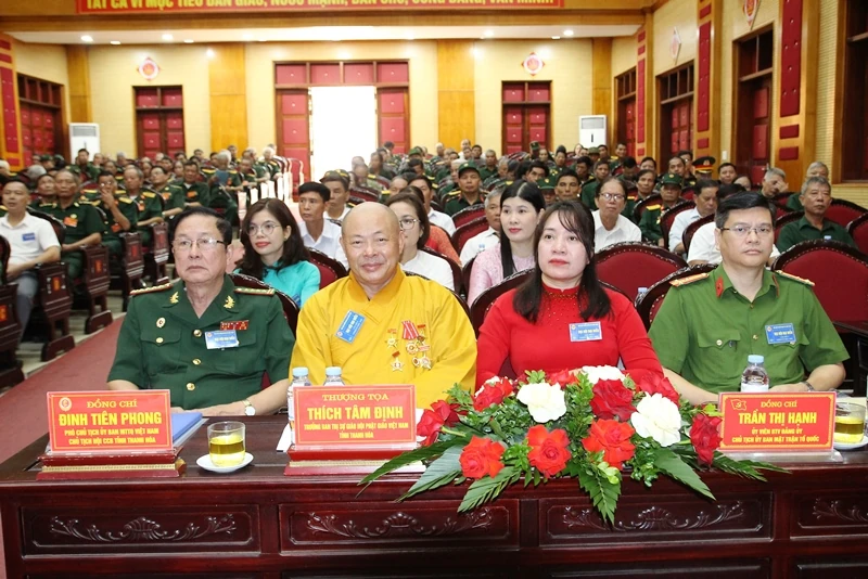 Nêu cao tinh thần tự lực, tự cường, xây dựng xã Cẩm Thủy phát triển toàn diện theo hướng đô thị, văn minh, hiện đại