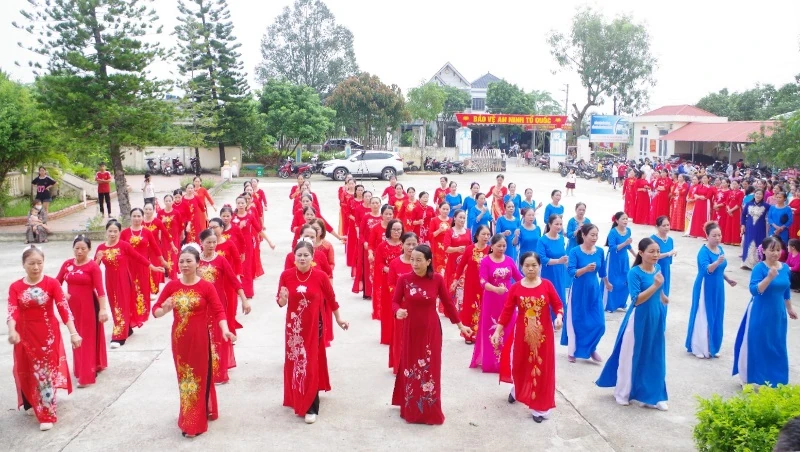 Nhiều hoạt động sôi nổi kỷ niệm 95 năm Ngày thành lập Hội LHPN Việt Nam