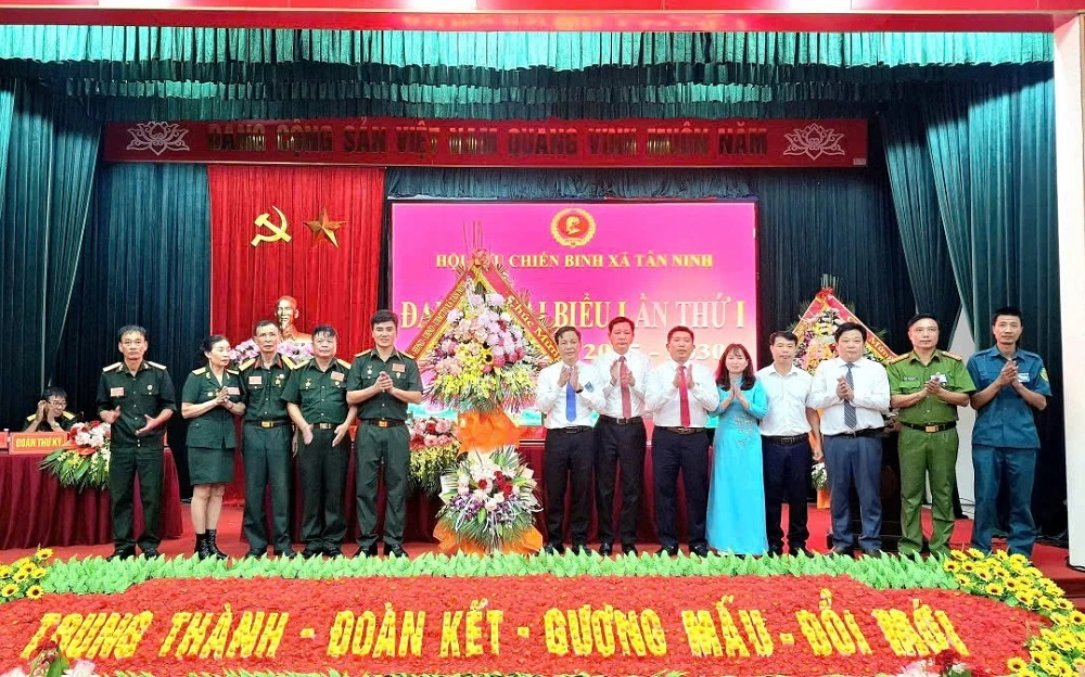 Đại hội đại biểu Hội CCB xã Tân Ninh lần thứ I