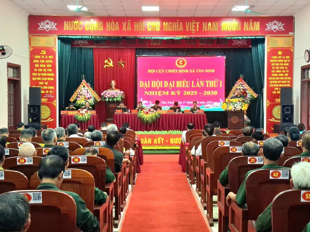 Đại hội đại biểu Hội CCB xã Tân Ninh lần thứ I