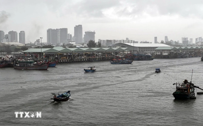 Áp thấp nhiệt đới có khả năng mạnh lên thành bão đi vào Biển Đông