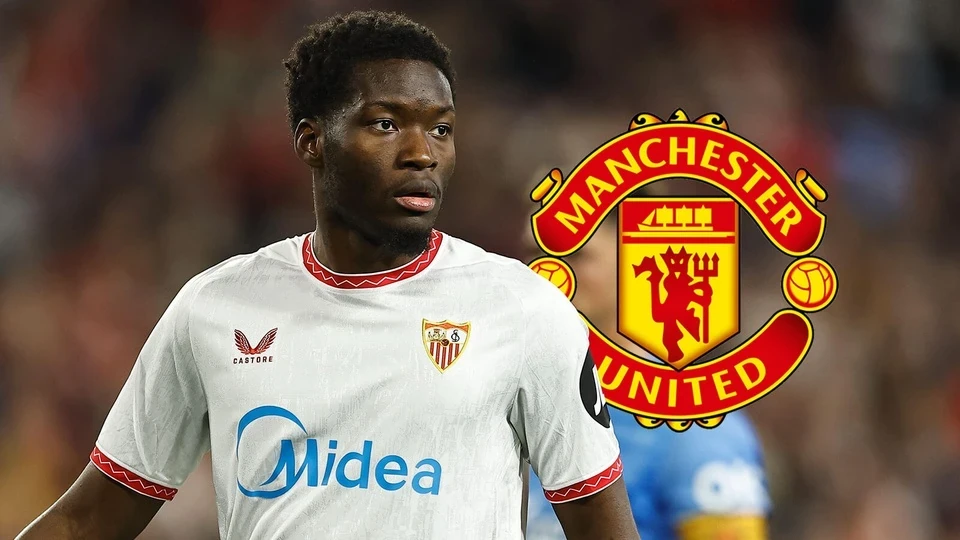 HLV Kim Sang Sik muốn thắng đậm Nepal; HLV Kluivert bay thẳng về Hà Lan sau thất bại tại vòng loại World Cup