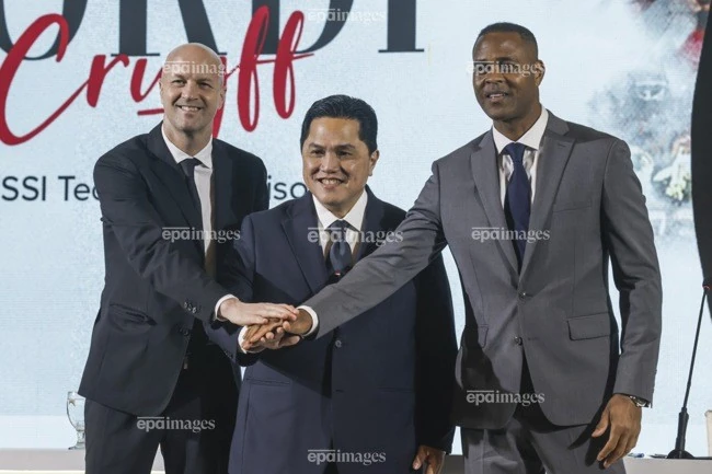 Hendrio nhập tịch Việt Nam, chưa thể khoác áo đội tuyển trong năm 2025; Man City nguy cơ bị phạt nặng