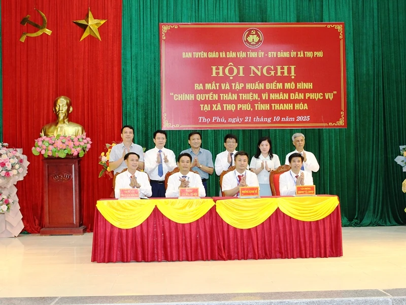 Ra mắt và tập huấn điểm “Chính quyền thân thiện vì Nhân dân phục vụ” xã Thọ Phú