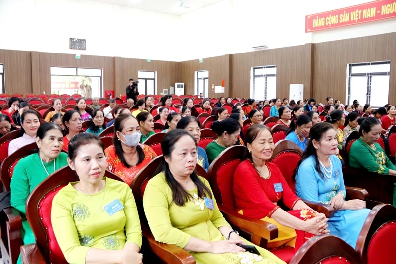 Phụ nữ tiên phong, góp phần xây dựng phường Hàm Rồng văn minh, hiện đại