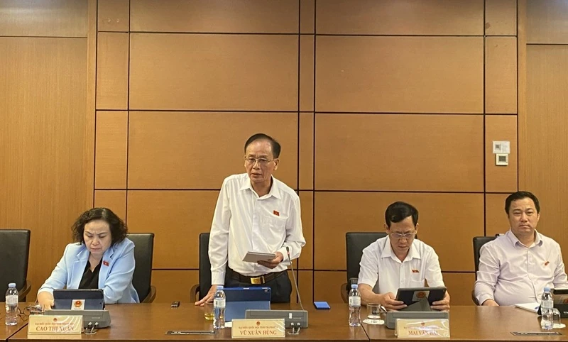 Đoàn ĐBQH Thanh Hóa đóng góp ý kiến vào các báo cáo trình kỳ họp thứ 10, Quốc hội khoá XV