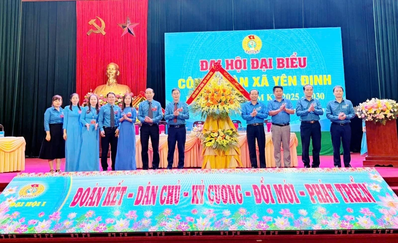 Đổi mới toàn diện nội dung, phương thức hoạt động, phát huy vai trò đại diện, chăm lo, bảo vệ người lao động