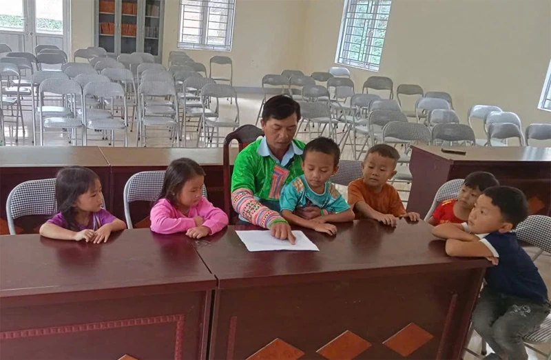 Dòng họ một lòng theo Đảng