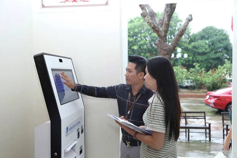 Nỗ lực vì Nhân dân phục vụ