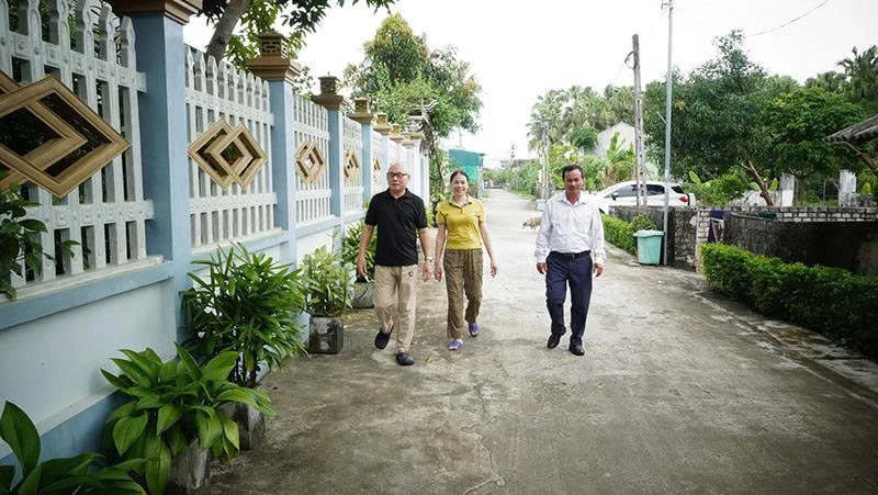 Phát huy vai trò “cầu nối” ý Đảng - lòng dân