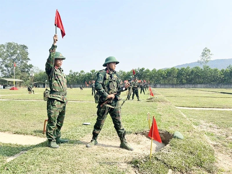 Gắn huấn luyện với rèn luyện kỷ luật