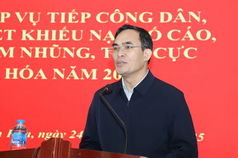 Bồi dưỡng nghiệp vụ tiếp công dân, giải quyết khiếu nại, tố cáo, phòng, chống tham nhũng, tiêu cực