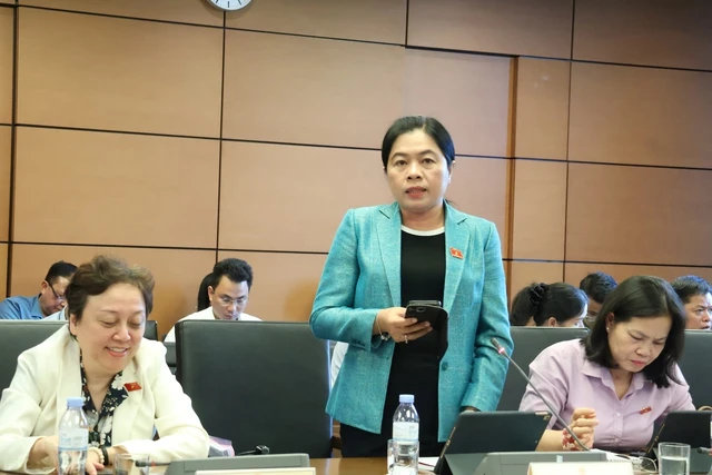 Đại biểu Nguyễn Trần Phượng Trân: Đề nghị công nhận viên chức trong cơ quan báo chí